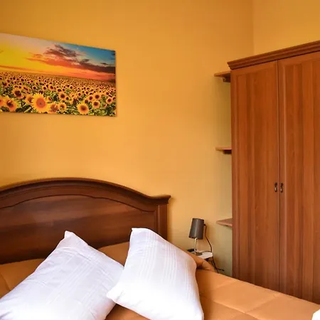 Bed and Breakfast Il Giardino Di Vincenzina Lauria Inferiore